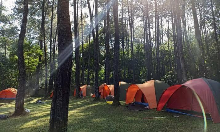 Tapian Ratu Camp Real Bukittinggi Exterior photo