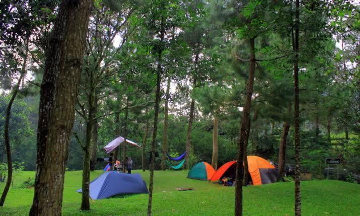 Tapian Ratu Camp Real Bukittinggi Exterior photo