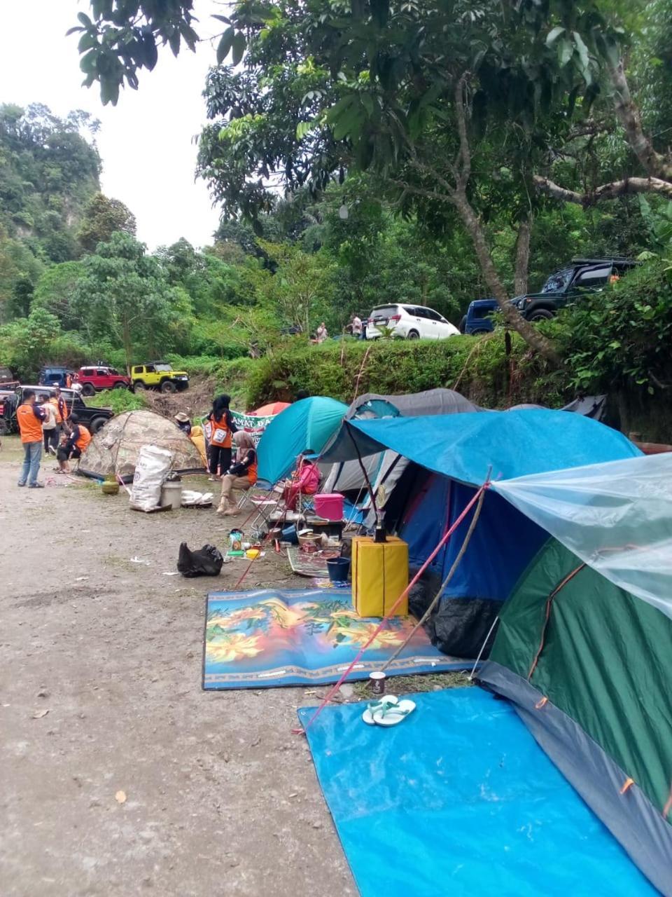 Tapian Ratu Camp Real Bukittinggi Exterior photo