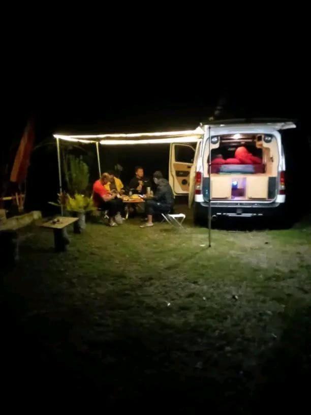 Tapian Ratu Camp Real Bukittinggi Exterior photo